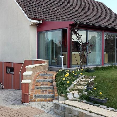 3 Chambres Privees Dans Un Jardin D'Hiver, Garage Voiture, Velos, Motos Tourville-sur-Arques Екстериор снимка