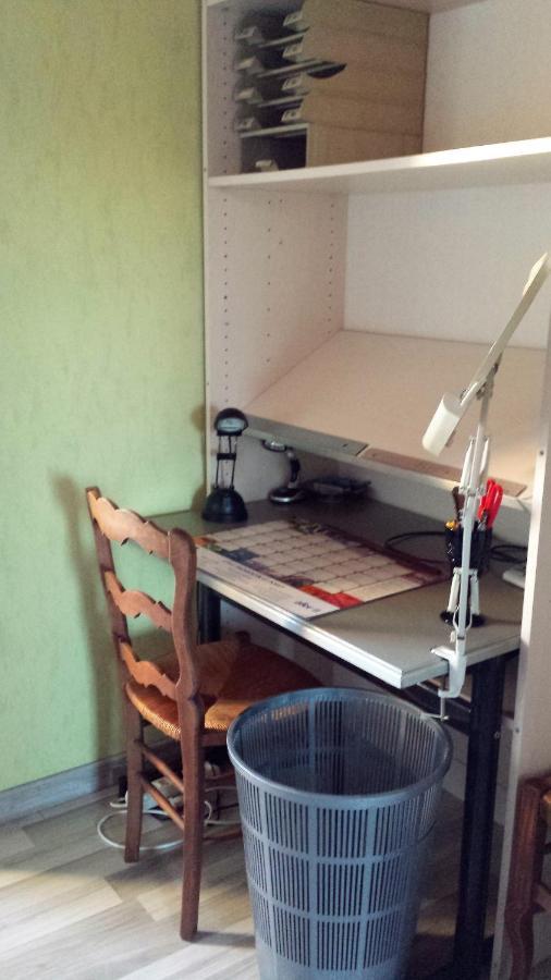 3 Chambres Privees Dans Un Jardin D'Hiver, Garage Voiture, Velos, Motos Tourville-sur-Arques Екстериор снимка