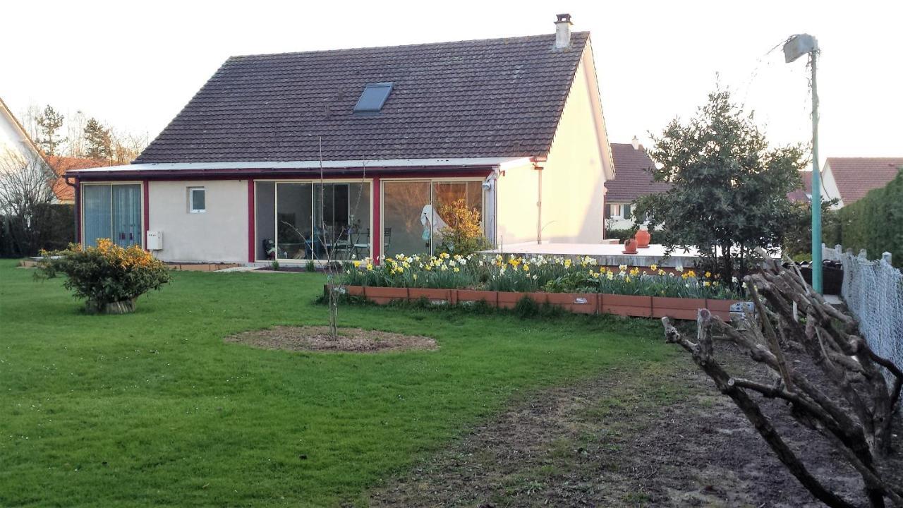 3 Chambres Privees Dans Un Jardin D'Hiver, Garage Voiture, Velos, Motos Tourville-sur-Arques Екстериор снимка