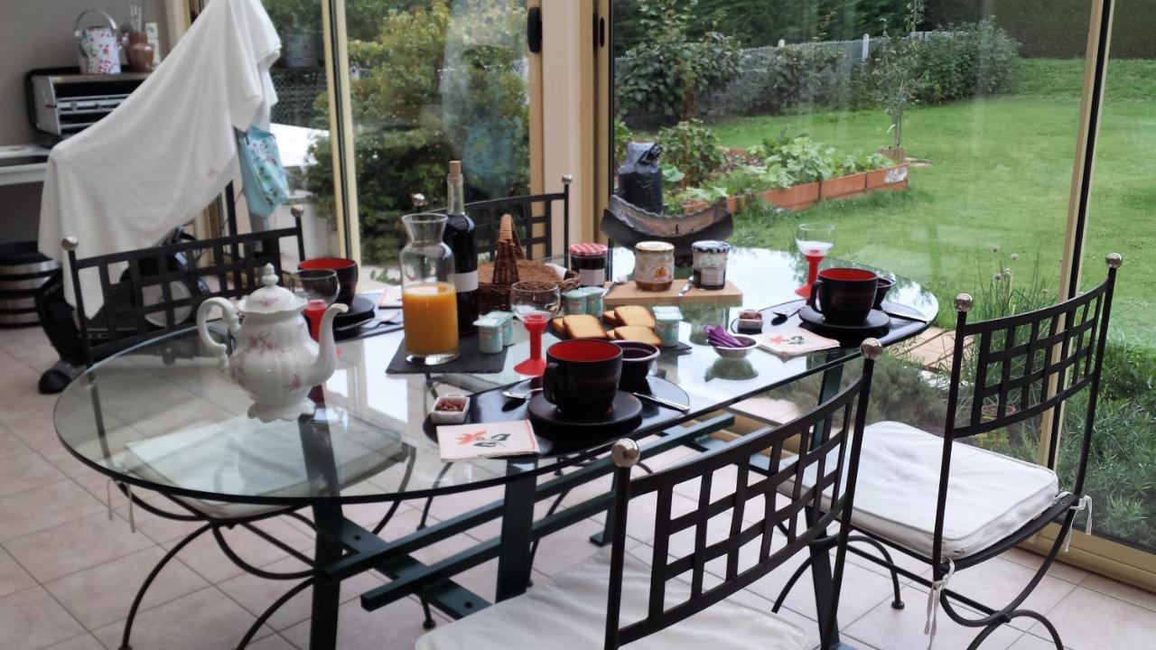 3 Chambres Privees Dans Un Jardin D'Hiver, Garage Voiture, Velos, Motos Tourville-sur-Arques Екстериор снимка